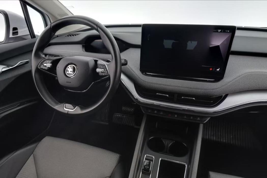 SKODA Enyaq 2022