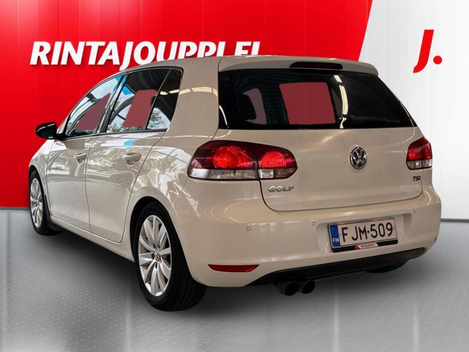 VOLKSWAGEN Golf 2009