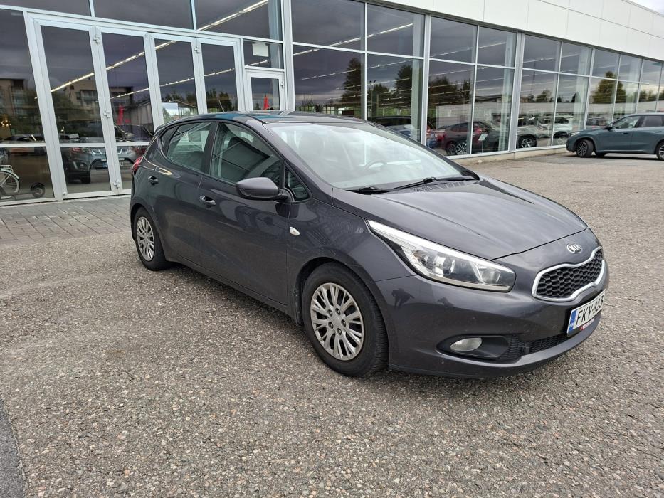 KIA cee'd 2012