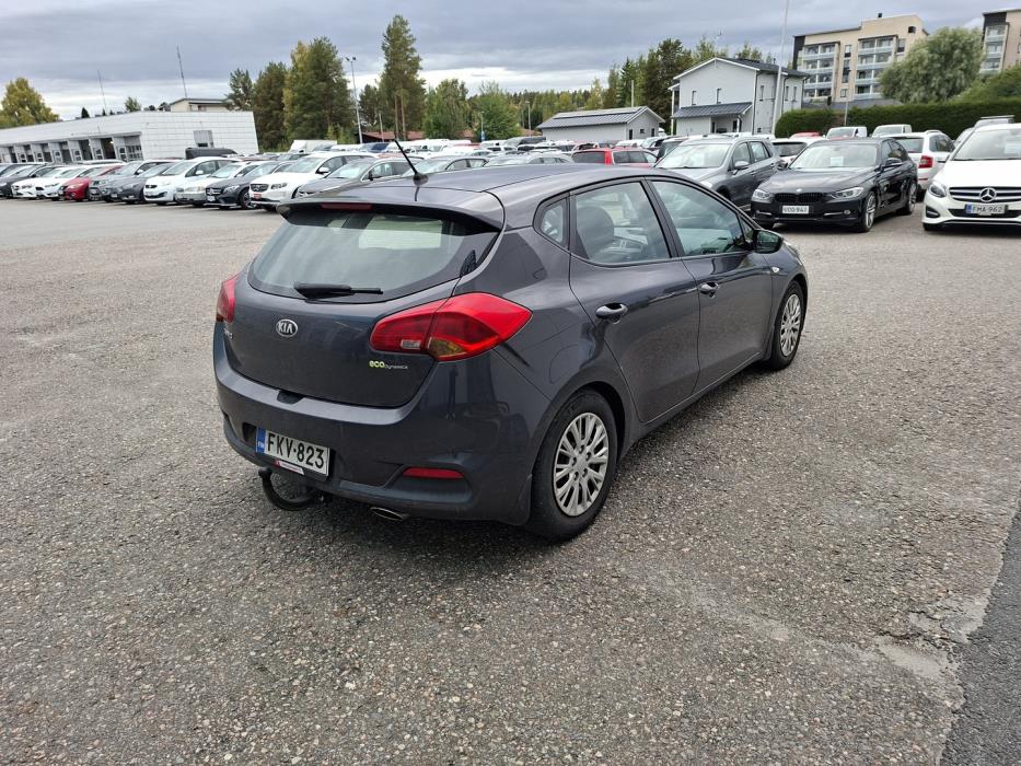 KIA cee'd 2012