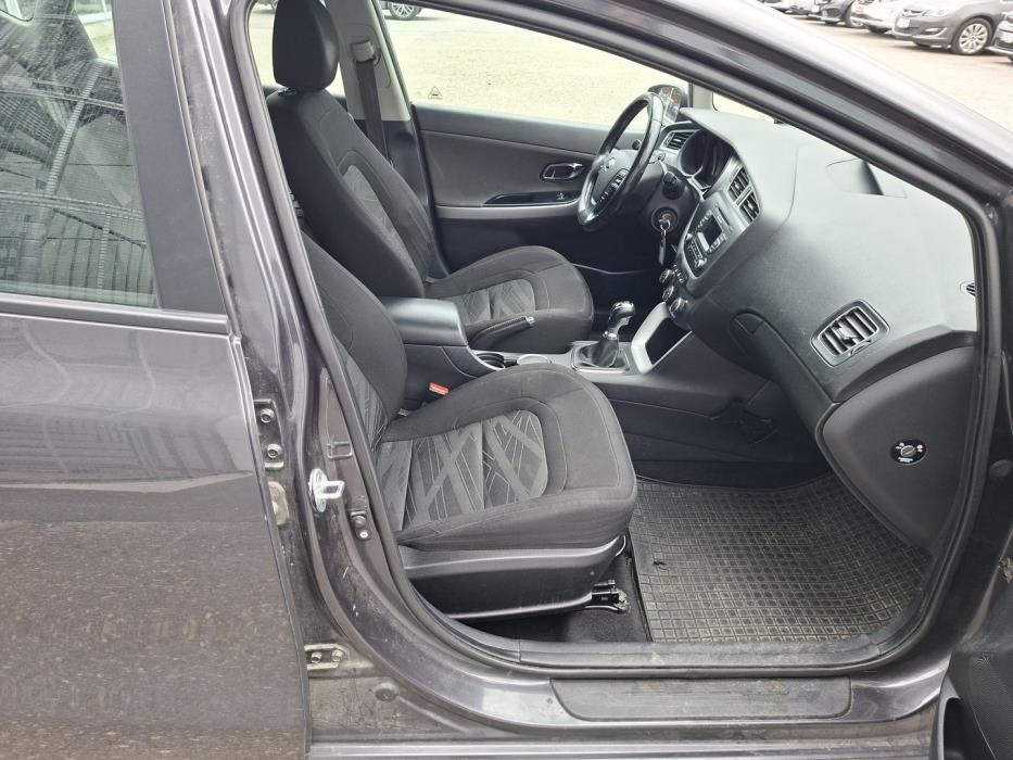 KIA cee'd 2012