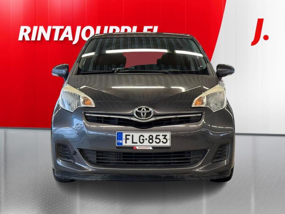 TOYOTA Verso-S 2014