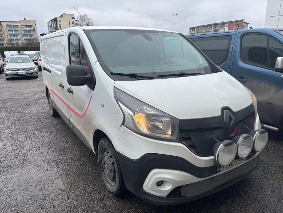 RENAULT Trafic 2016