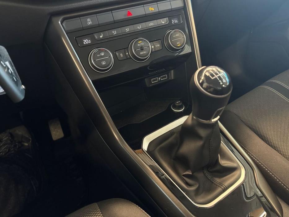 VOLKSWAGEN T-Roc 2018