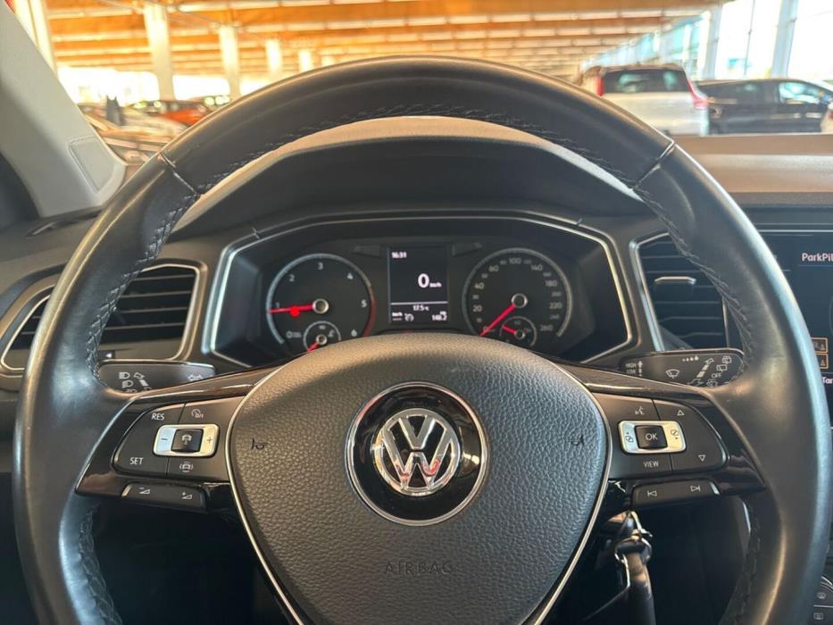VOLKSWAGEN T-Roc 2018