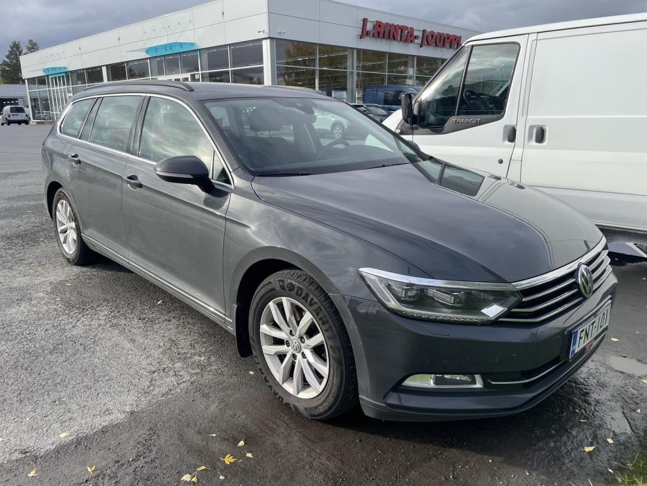 VOLKSWAGEN Passat 2019