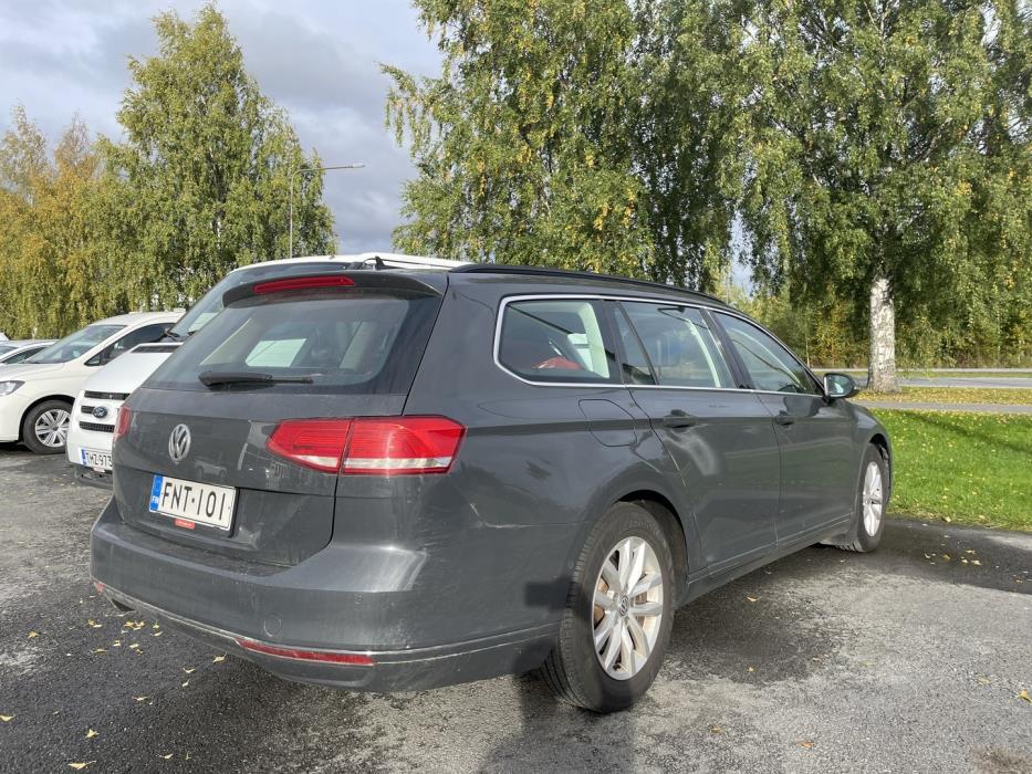 VOLKSWAGEN Passat 2019