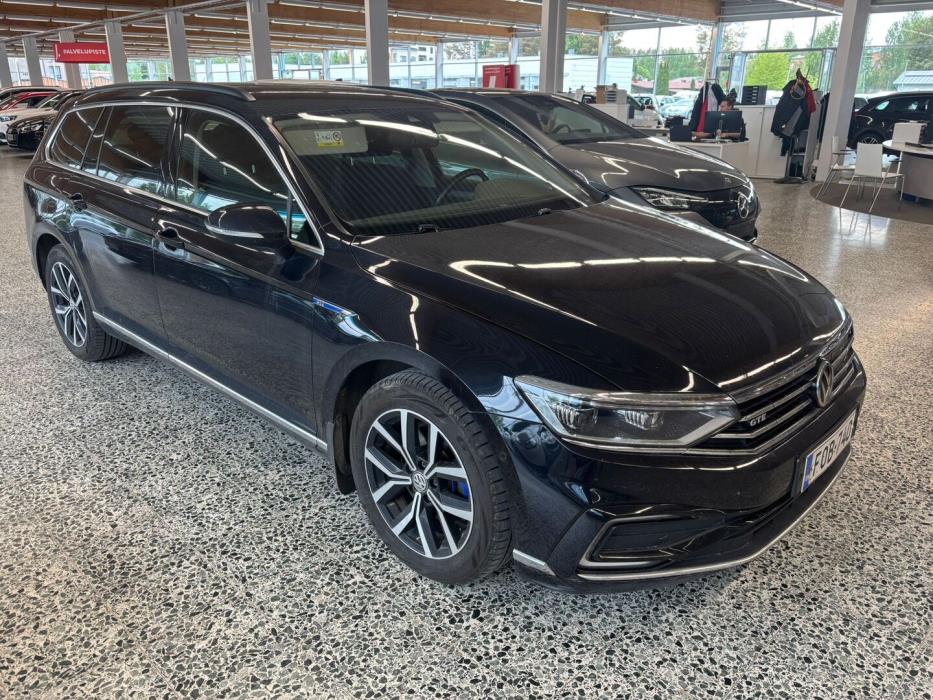 VOLKSWAGEN Passat 2019