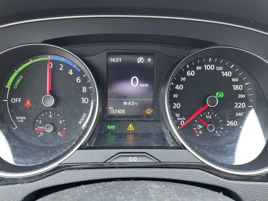 VOLKSWAGEN Passat 2019