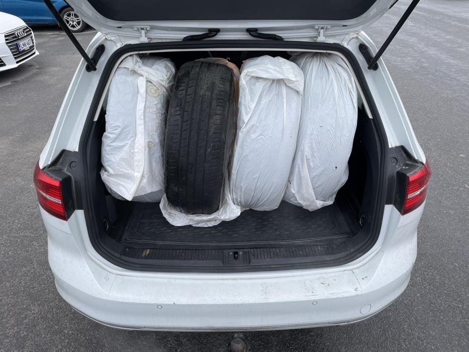 VOLKSWAGEN Passat 2019