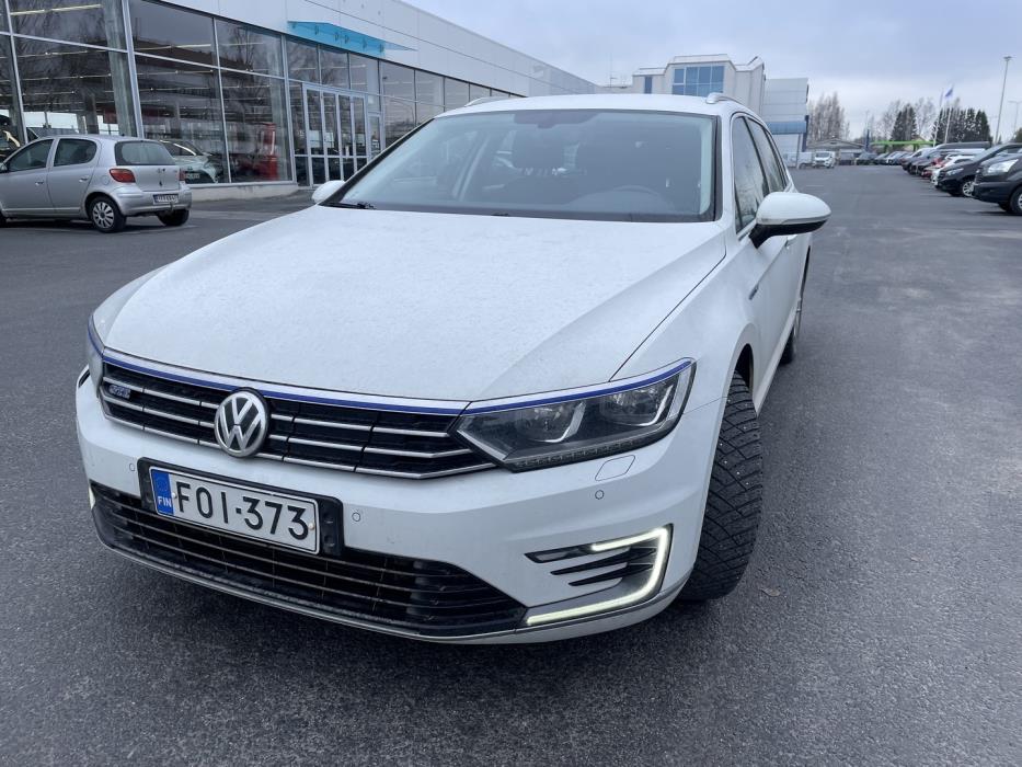 VOLKSWAGEN Passat 2019