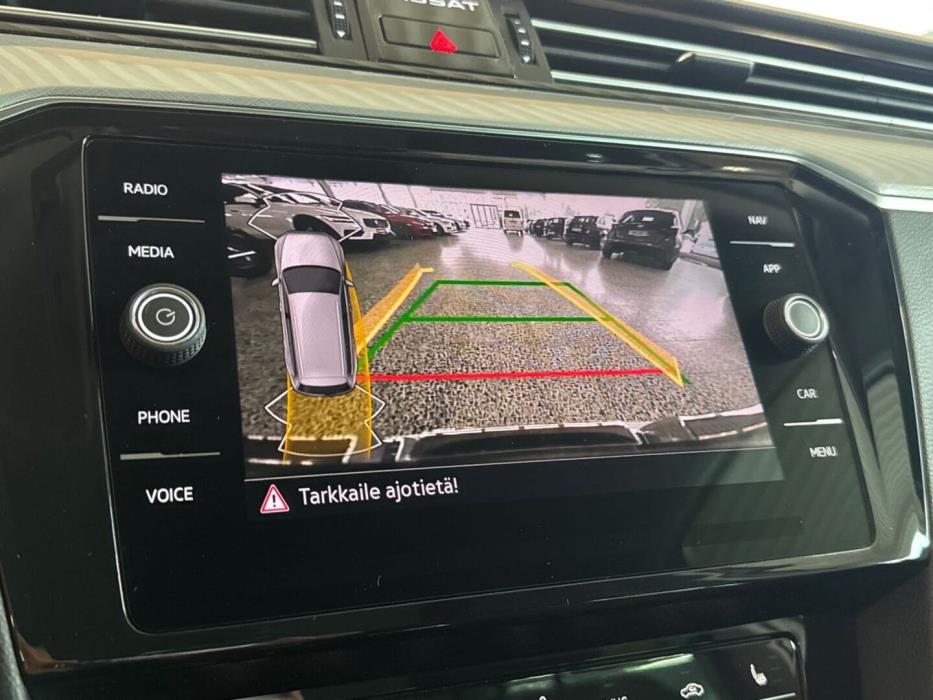 VOLKSWAGEN Passat 2021