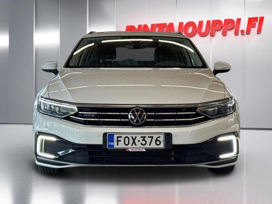 VOLKSWAGEN Passat 2021
