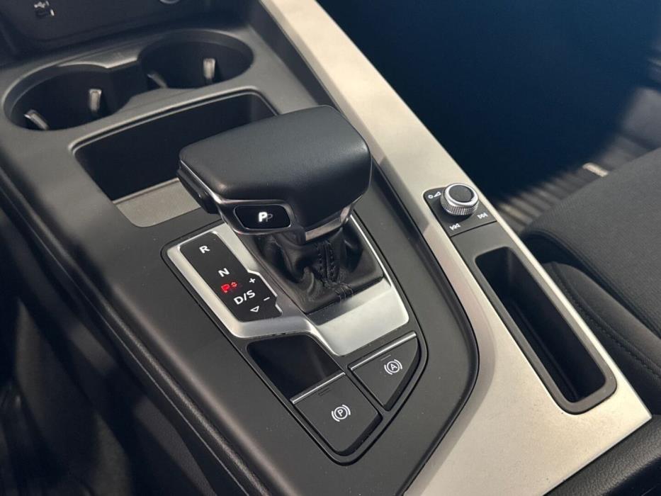 AUDI A4 allroad quattro 2022