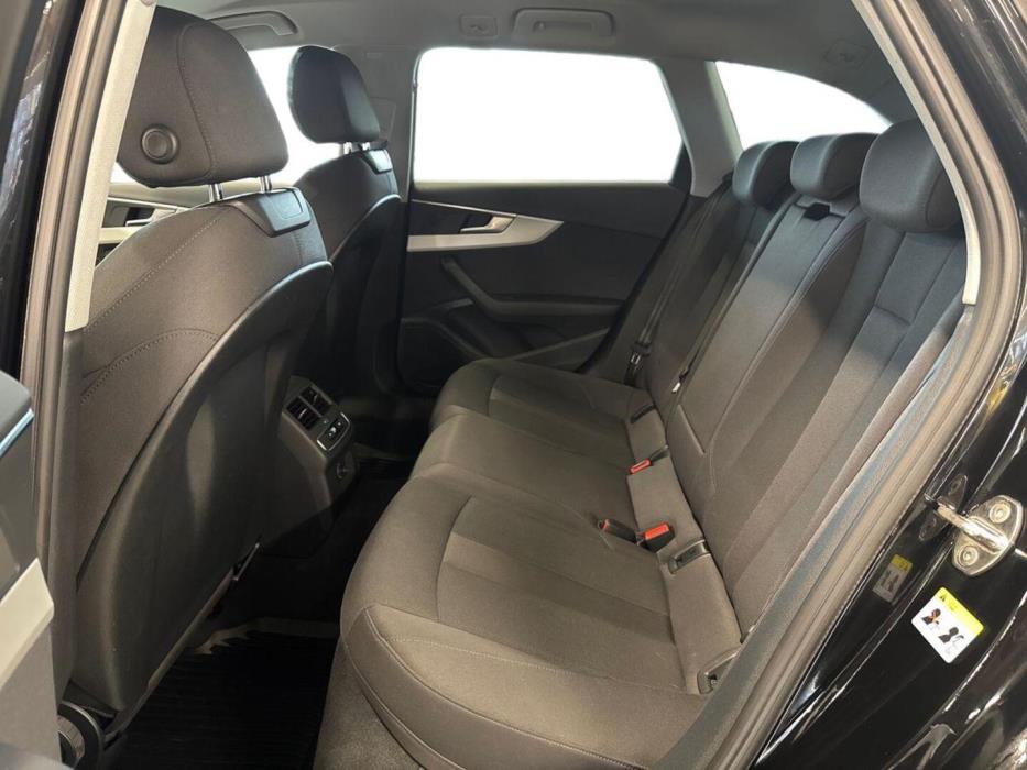 AUDI A4 allroad quattro 2022