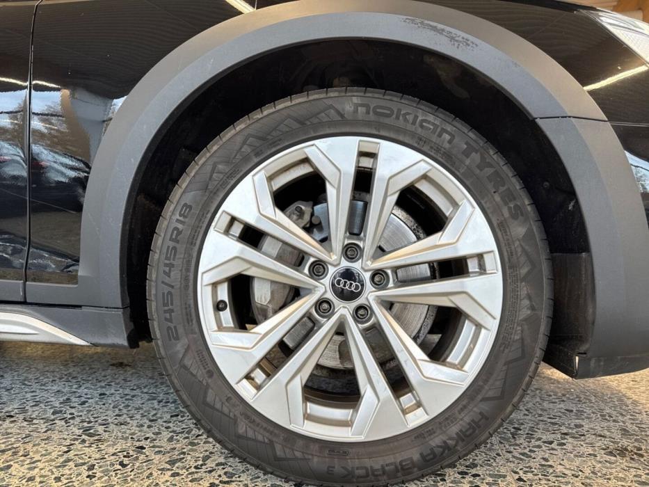 AUDI A4 allroad quattro 2022