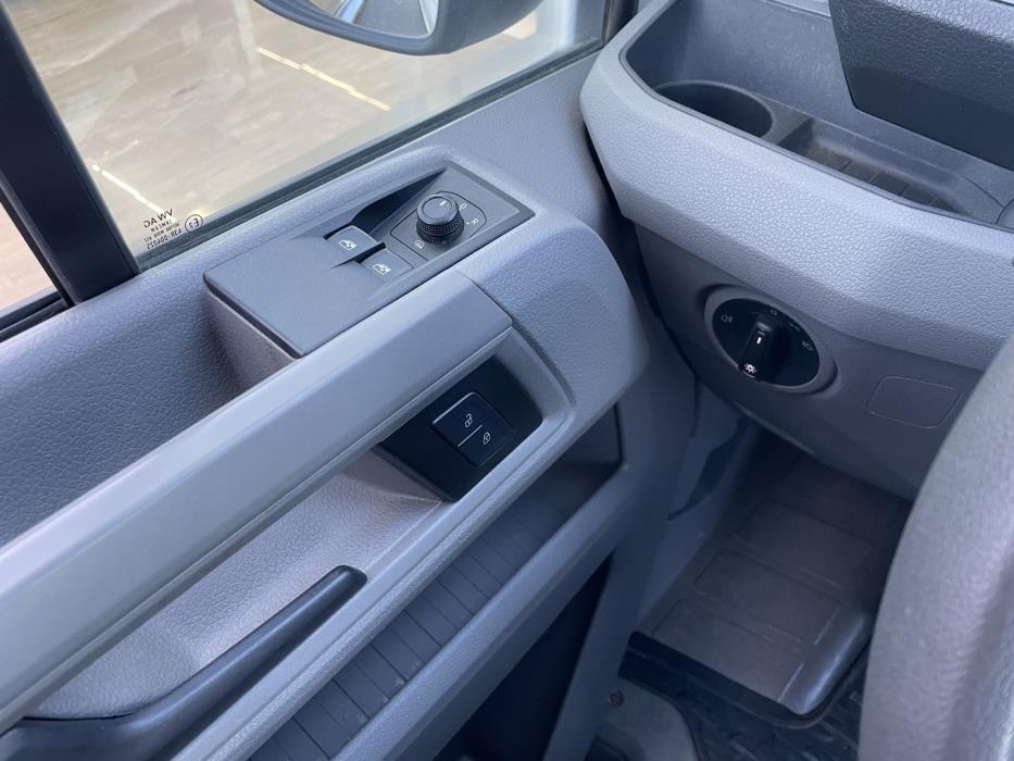 VOLKSWAGEN Crafter 2021