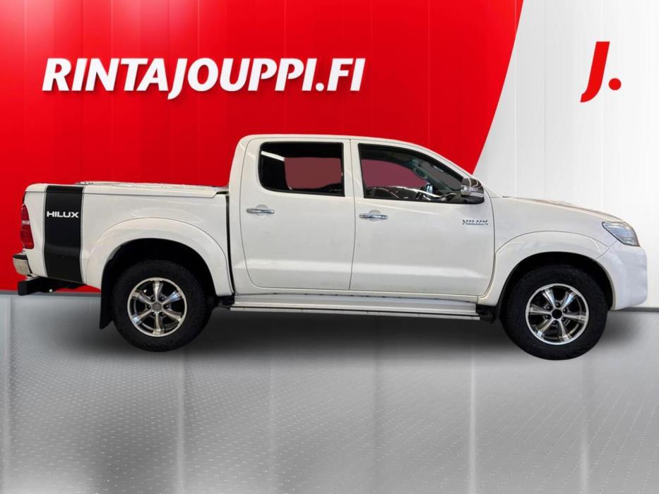 TOYOTA Hilux 2012