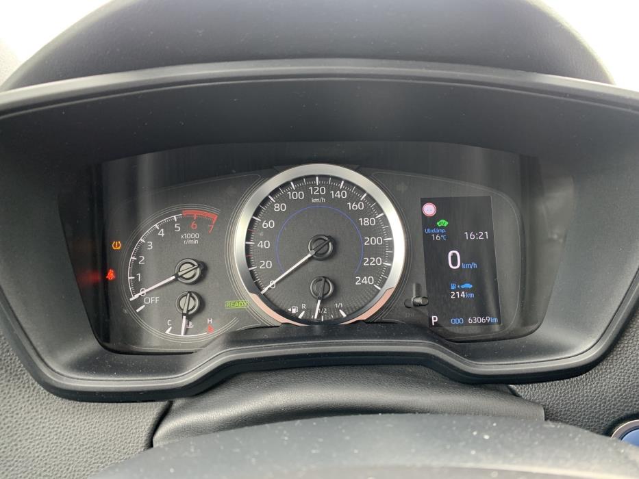 TOYOTA Corolla 2021