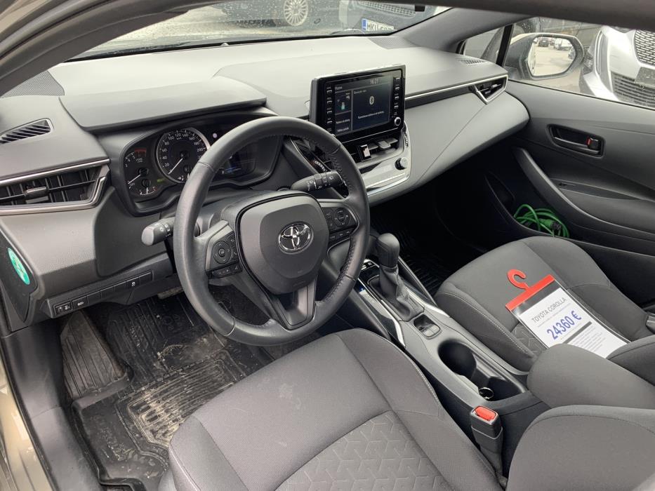 TOYOTA Corolla 2021