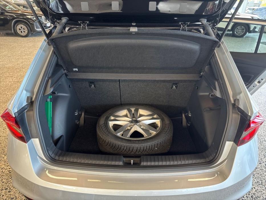 SKODA Fabia 2024