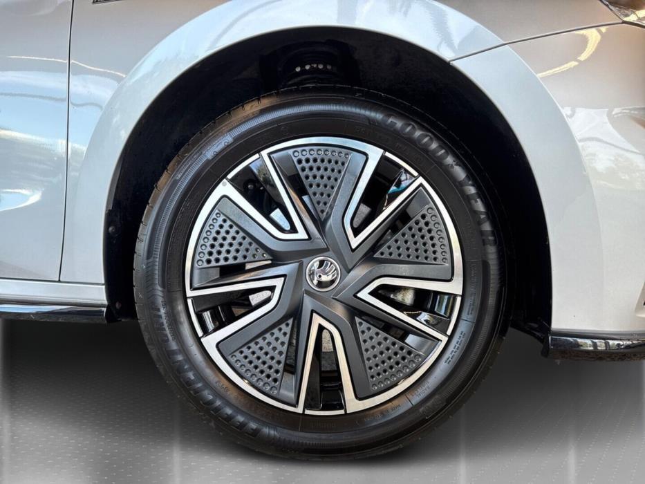 SKODA Fabia 2024