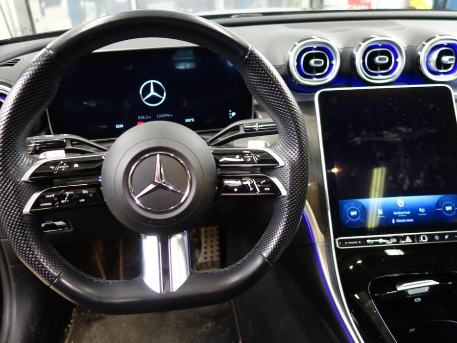 MERCEDES-BENZ C 2023