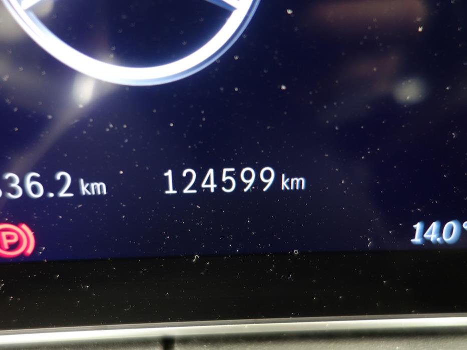 MERCEDES-BENZ C 2023