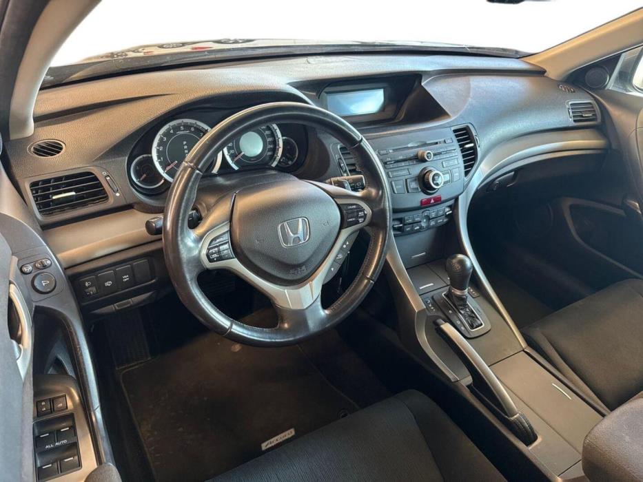HONDA Accord 2010