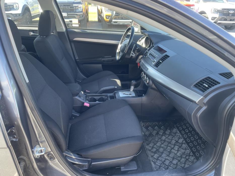 MITSUBISHI Lancer 2009