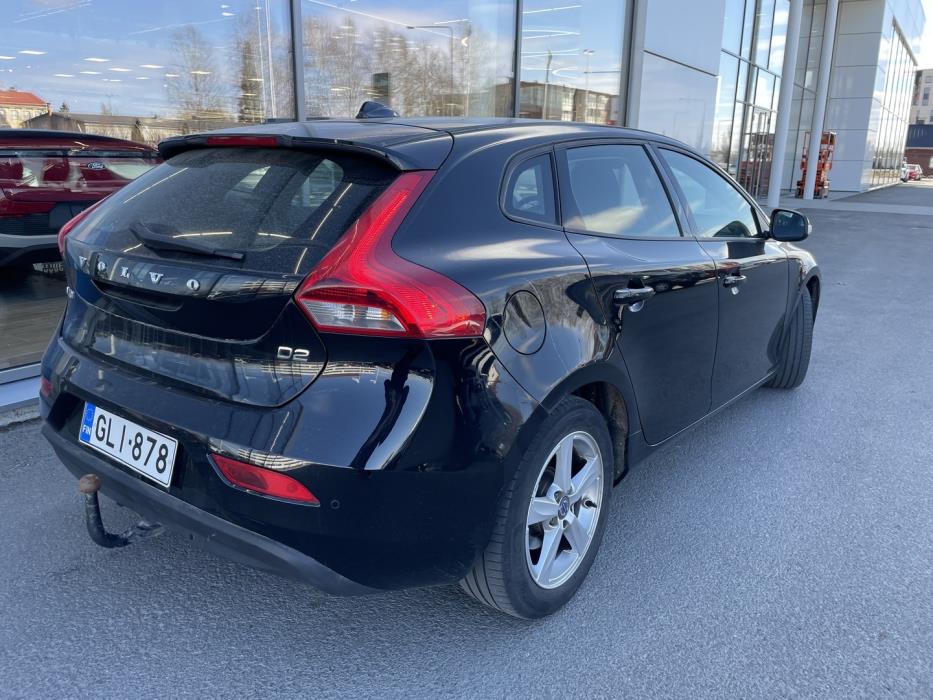 VOLVO V40 2014