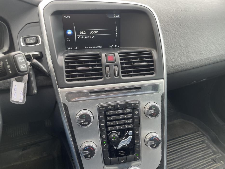VOLVO XC60 2015