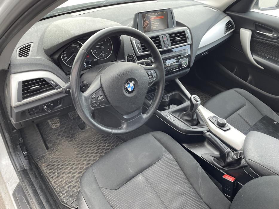 BMW 118 2016