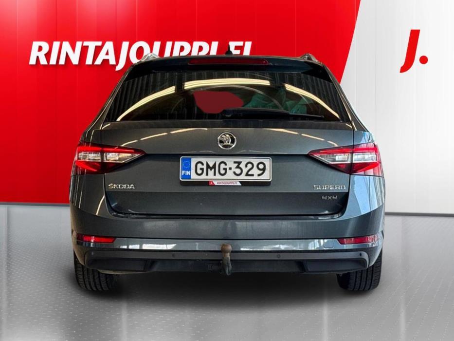SKODA Superb 2016