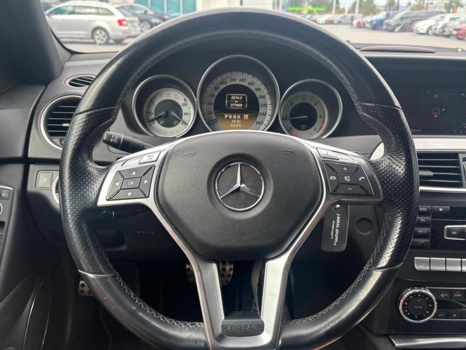MERCEDES-BENZ C 2011