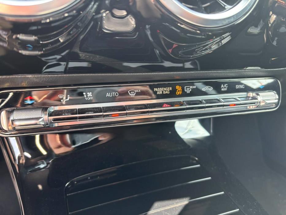 MERCEDES-BENZ CLA 2019