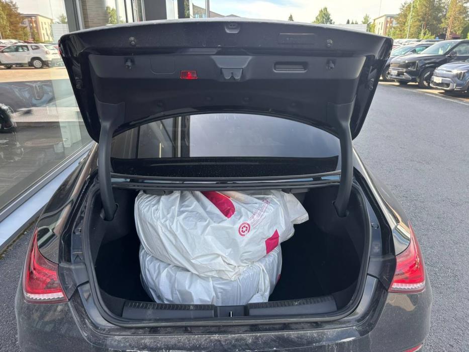 MERCEDES-BENZ CLA 2019
