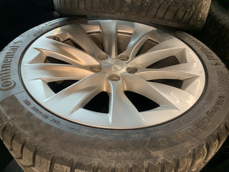 TESLA Model S 2016