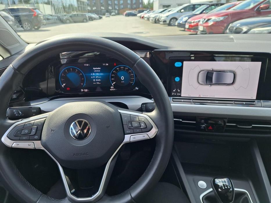 VOLKSWAGEN Golf 2022