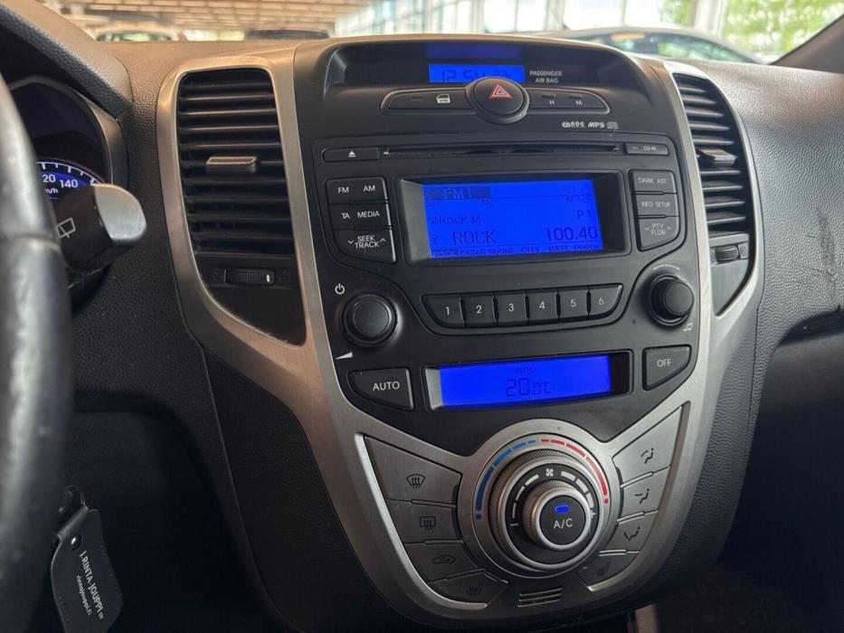 HYUNDAI ix20 2012