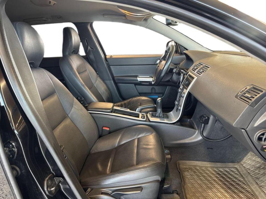VOLVO V50 2012