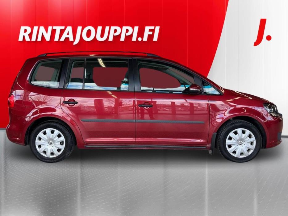 VOLKSWAGEN Touran 2014