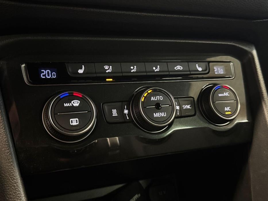 VOLKSWAGEN Tiguan 2017