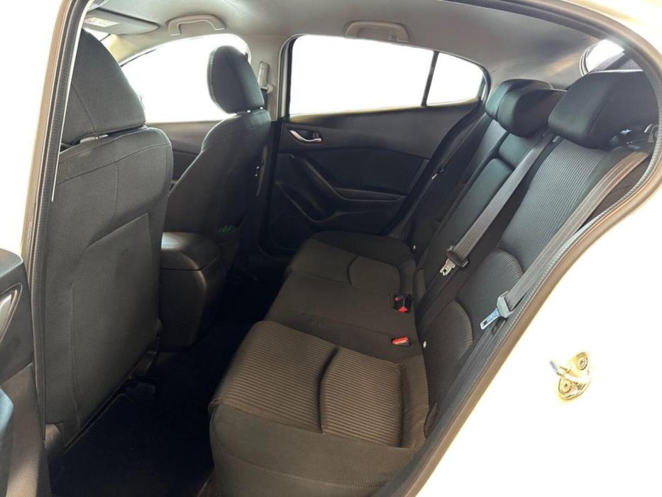 MAZDA 3 2014