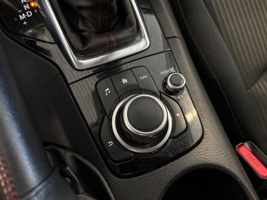 MAZDA 3 2014