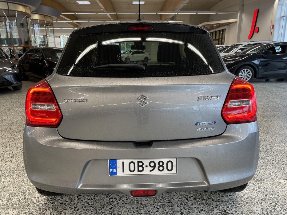 SUZUKI Swift 2020