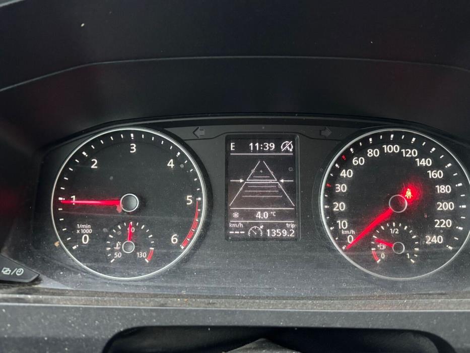 VOLKSWAGEN Transporter 2018