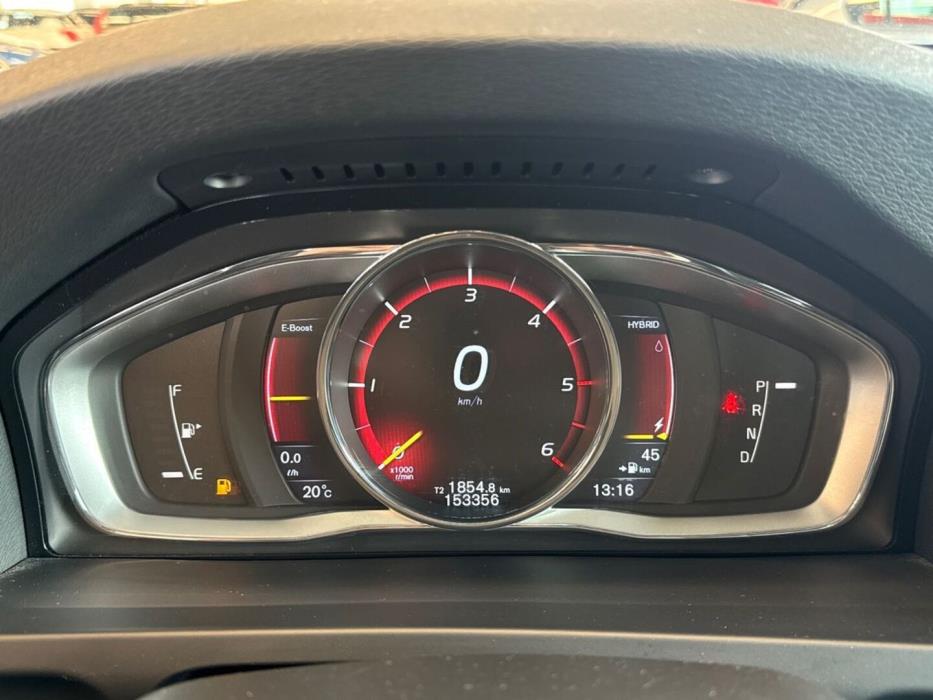 VOLVO V60 2016