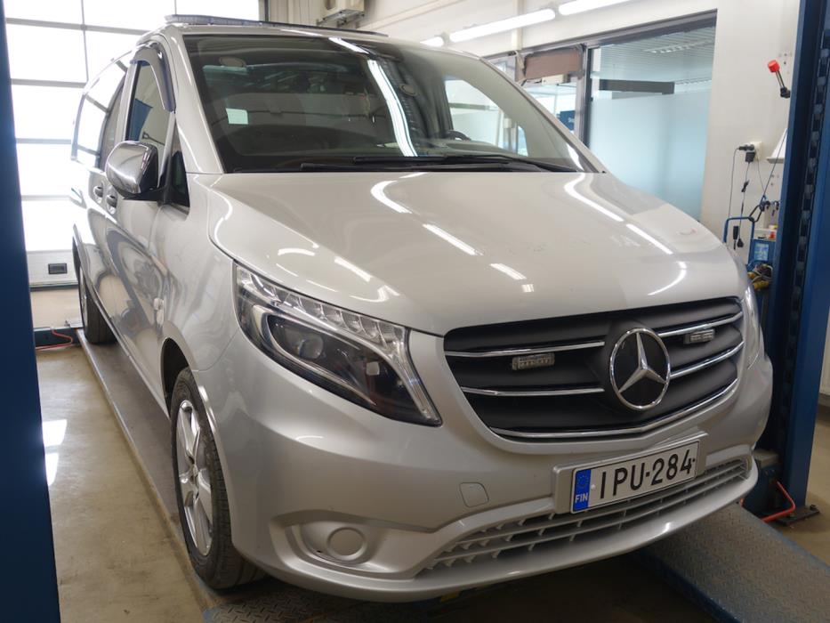 MERCEDES-BENZ Vito 2023
