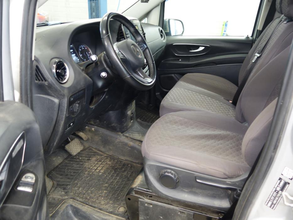 MERCEDES-BENZ Vito 2023
